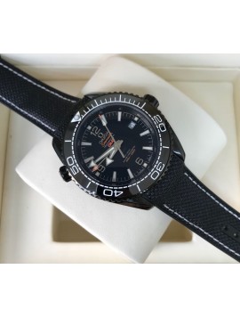 Omega (OM 05) Seamaster GMT