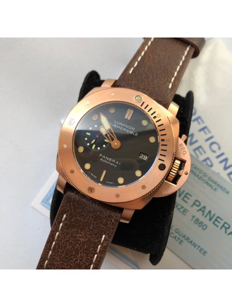 Panerai (PN 10) Luminor Submersible