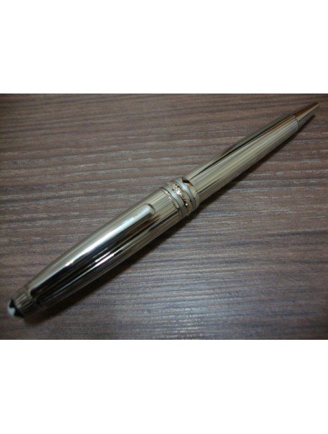 Caneta Mont Blanc (C 27)